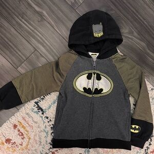 ✨5/$30✨Batman Hoodie with Black & Yellow Logo